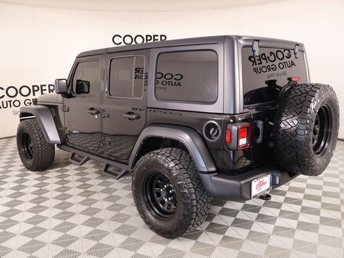 Used 2023 Jeep Wrangler Unlimited Sport AWD/4WD image 21