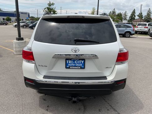Used 2012 Toyota Highlander SE w/ Tow Pkg AWD/4WD image 6