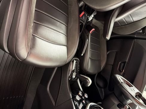Used 2019 Chevrolet Sonic Premier w/ Driver Confidence Package FWD image 24