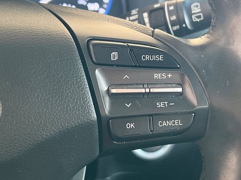 Used 2021 Hyundai Kona SEL w/ Cargo Package image 31