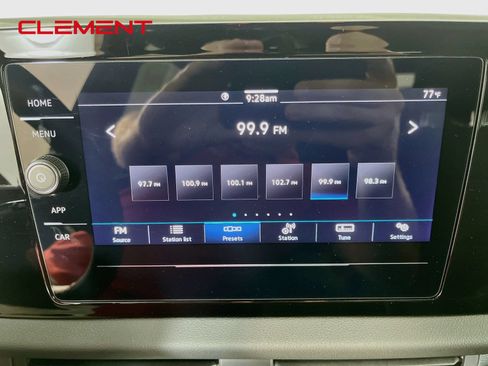 Used 2025 Volkswagen Jetta Sport FWD image 19