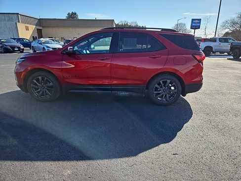 Used 2023 Chevrolet Equinox RS w/ RS Leather Package image 6