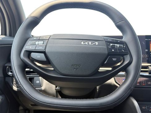 New 2026 Kia Sportage X-Line w/ X-Line Technology Package image 12