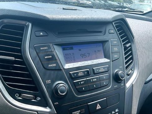 Used 2016 Hyundai Santa Fe Sport FWD image 21