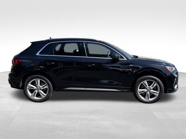 Used 2020 Audi Q3 2.0T Premium w/ Convenience Package AWD/4WD image 8