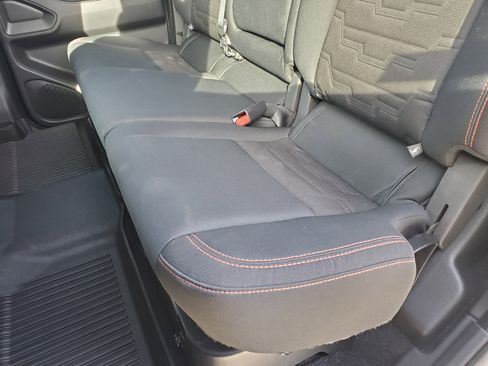 Used 2022 Nissan Frontier PRO-4X image 26