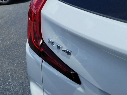 Used 2023 Cadillac XT4 Luxury FWD image 8