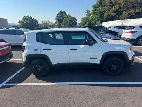 Used 2018 Jeep Renegade Sport w/ Power & Air Group AWD/4WD image 13