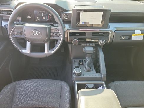 New 2026 Toyota 4Runner SR5 AWD/4WD image 27
