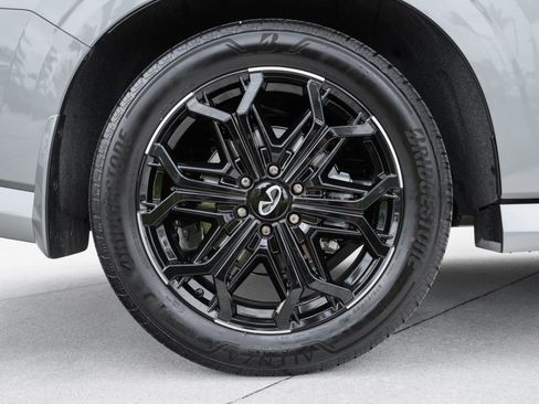 Certified 2026 INFINITI QX80 4WD w/ Sport Exterior Package image 27