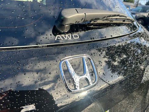 Used 2025 Honda HR-V Sport image 35