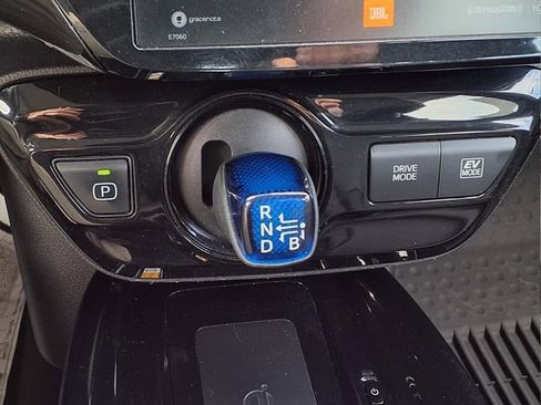 Used 2021 Toyota Prius Limited w/ Premium Convenience Package FWD image 21