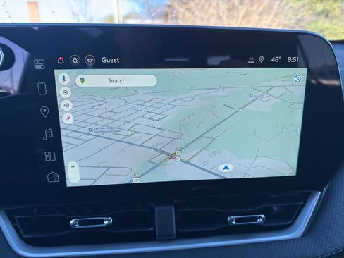 New 2026 Chevrolet Equinox LT w/ Convenience Package II image 10