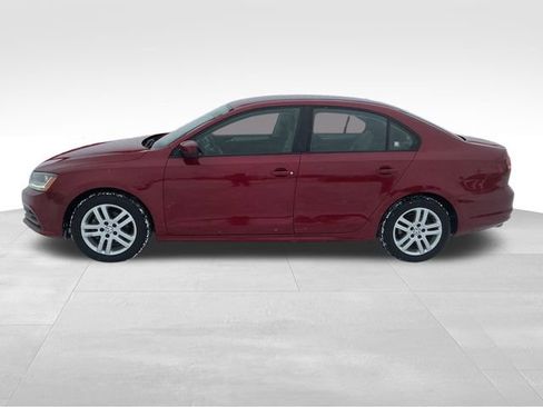 Used 2018 Volkswagen Jetta S image 4