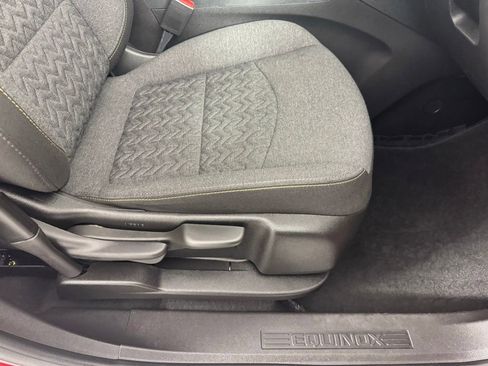 Used 2024 Chevrolet Equinox LT image 32