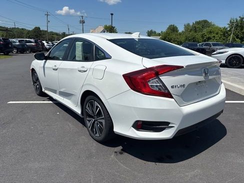 Used 2018 Honda Civic EX-T image 8