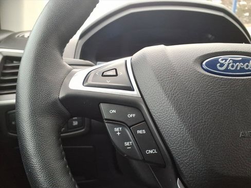 Certified 2022 Ford Edge SEL w/ Convenience Package image 16