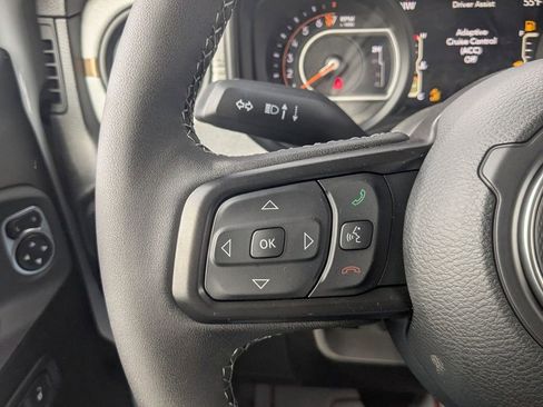 New 2026 Jeep Gladiator Sport image 17