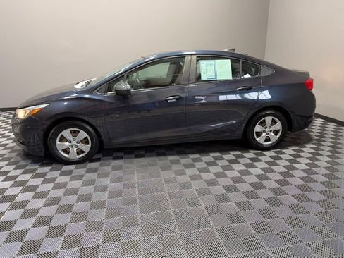 Used 2016 Chevrolet Cruze LS image 6