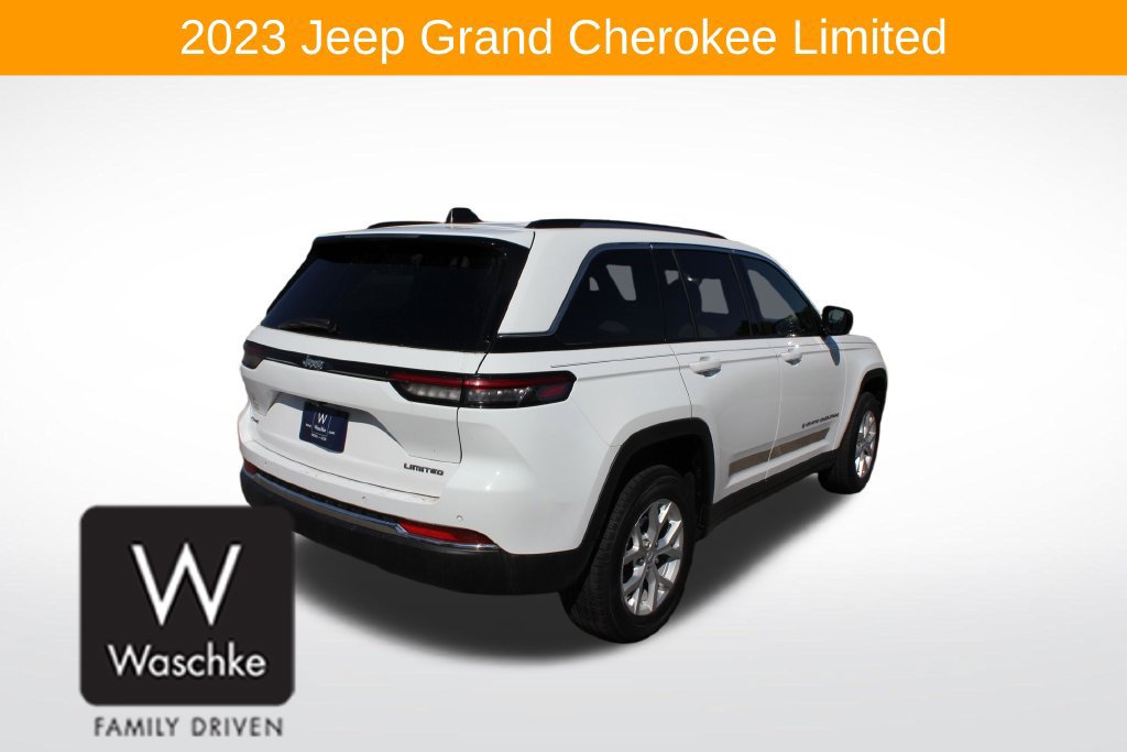 Used 2023 Jeep Grand Cherokee Limited w/ Trailer Tow Prep Group (B) AWD/4WD image 8