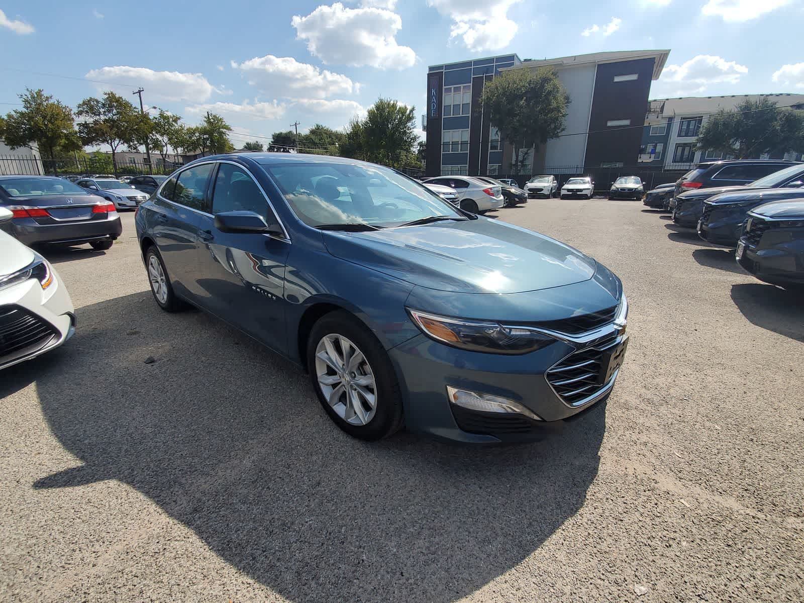 Used 2025 Chevrolet Malibu LT FWD image 9