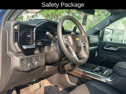 Used 2025 Chevrolet Silverado 2500 LT w/ All Star Edition AWD/4WD image 9