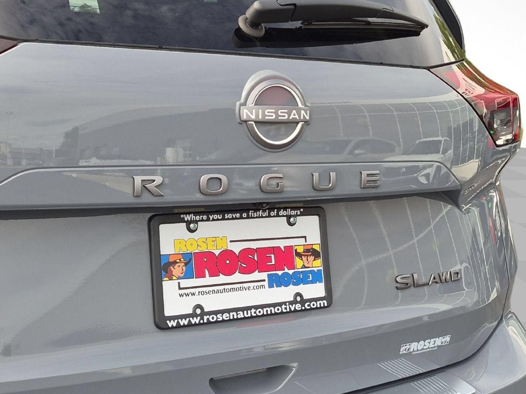 Used 2025 Nissan Rogue SL w/ SL Premium Package AWD/4WD image 10