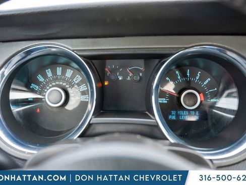 Used 2013 Ford Mustang Convertible image 7