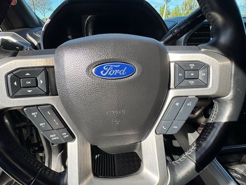 Used 2017 Ford F350 Platinum w/ Platinum Ultimate Package image 18