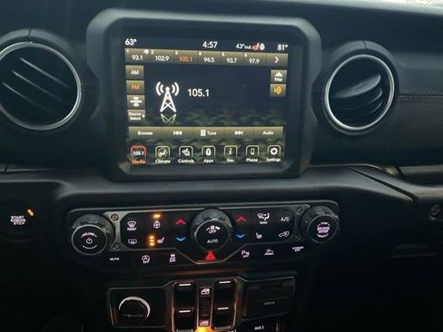 Used 2020 Jeep Gladiator Rubicon image 15