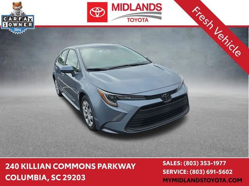 Used 2024 Toyota Corolla LE FWD image 1