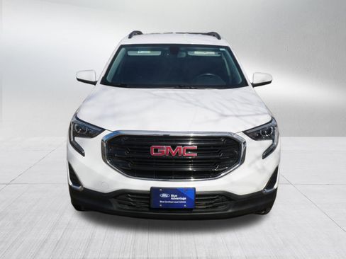 Used 2018 GMC Terrain SLE w/ Driver Convenience Package image 2