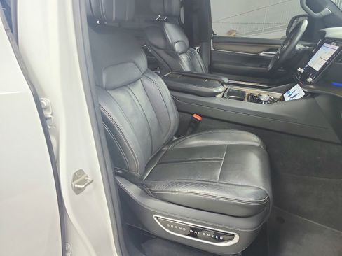 Used 2023 Jeep Grand Wagoneer 4WD image 38