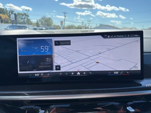 Used 2024 BMW X6 M60i w/ Executive Package image 36