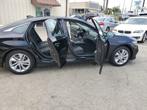 Used 2019 Honda Accord LX image 35