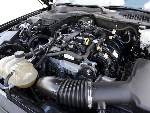 Used 2023 Ford Mustang Coupe image 23