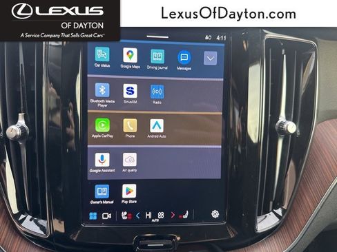 Used 2024 Volvo XC60 B5 Plus image 19