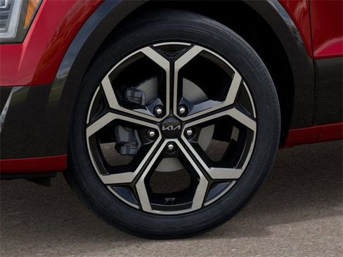 New 2025 Kia Niro SX Touring image 9