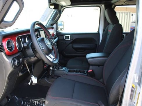 Used 2023 Jeep Gladiator Rubicon w/ Trailer Tow Package AWD/4WD image 43
