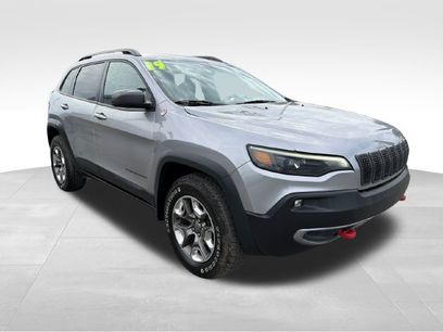 Used 2019 Jeep Cherokee Trailhawk