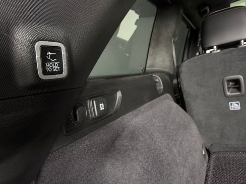 Used 2023 Jeep Grand Cherokee Summit image 31