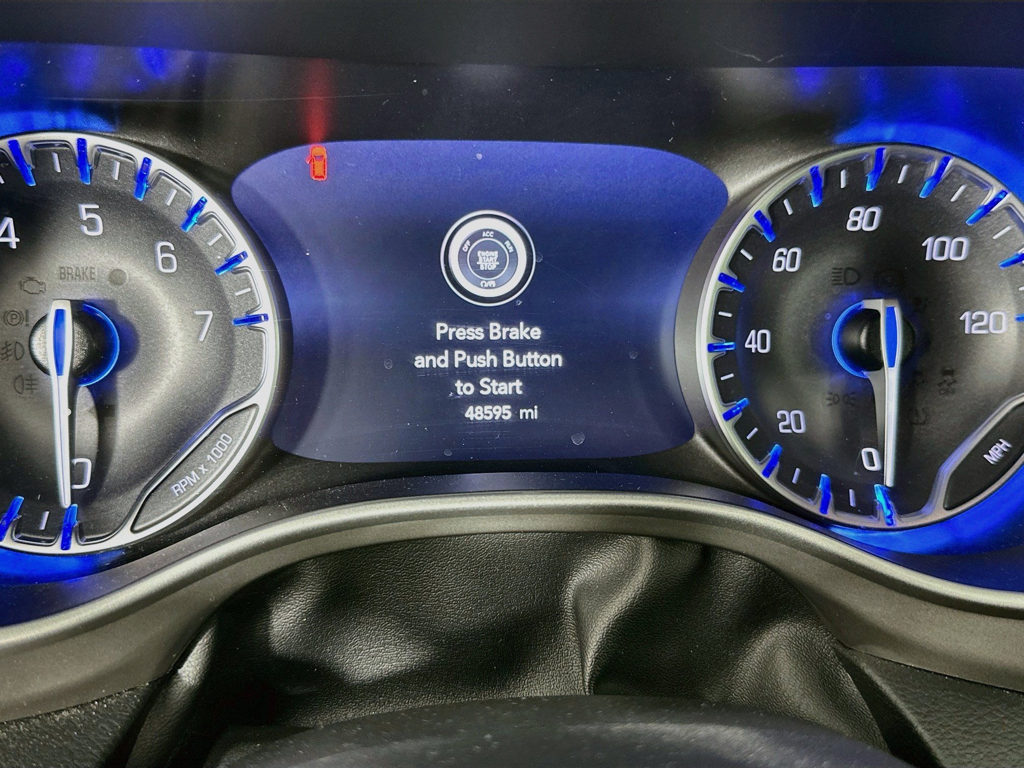 Used 2025 Chrysler Pacifica Select FWD image 19