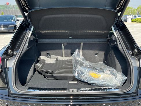 New 2026 Audi Q3 quattro 2.0T AWD/4WD image 12