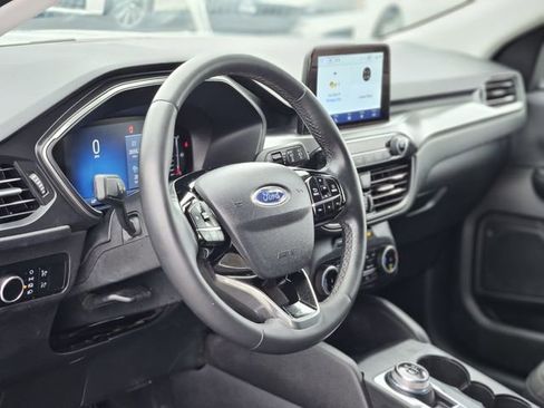 Used 2023 Ford Escape Active w/ Cold Weather Package image 12