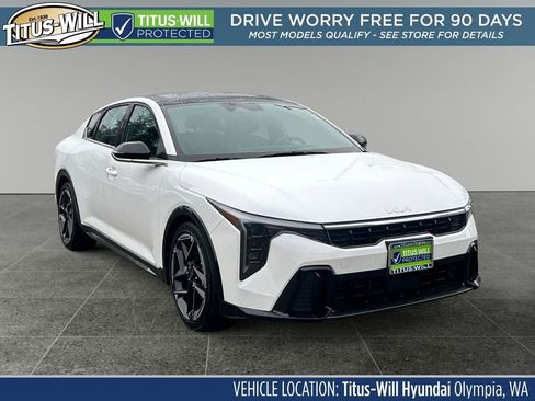 Used 2025 Kia K4 GT-Line w/ GT-Line Sunroof Package image 1