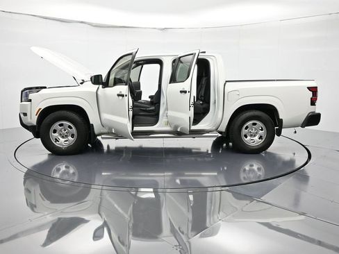 Used 2022 Nissan Frontier S w/ Technology Package image 56