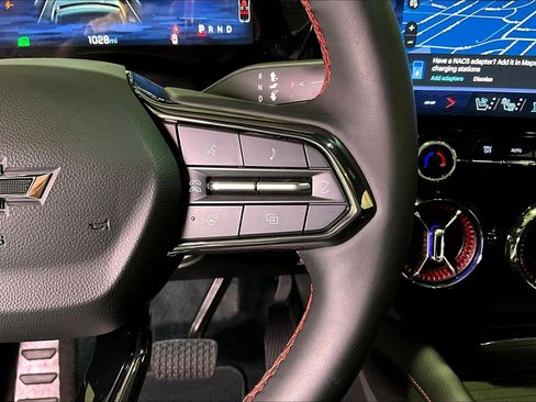 Used 2025 Chevrolet Blazer EV RS image 12