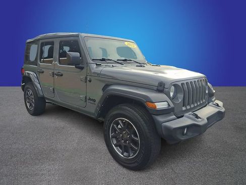 Used 2022 Jeep Wrangler Unlimited Sport AWD/4WD image 3