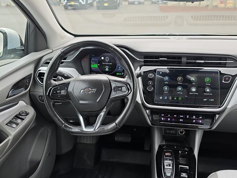 Certified 2023 Chevrolet Bolt EUV Premier w/ Sun & Sound Package FWD image 22