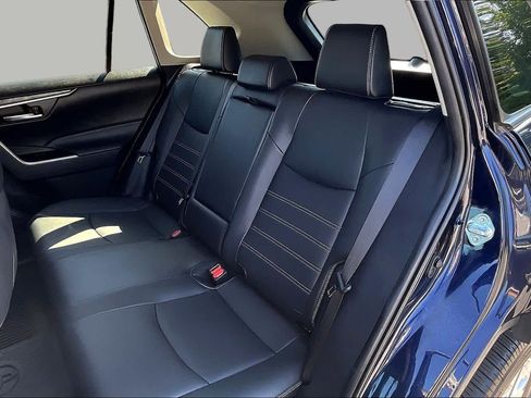 Used 2025 Toyota RAV4 XLE Premium FWD image 20